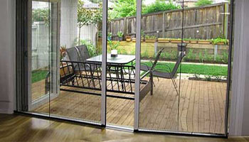 Pleated mosquito net